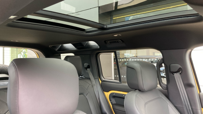 Land Rover Defender 3.0 D350 Trophy Edition Deep Sandglow 110 5dr Auto Diesel Estate - Image 51